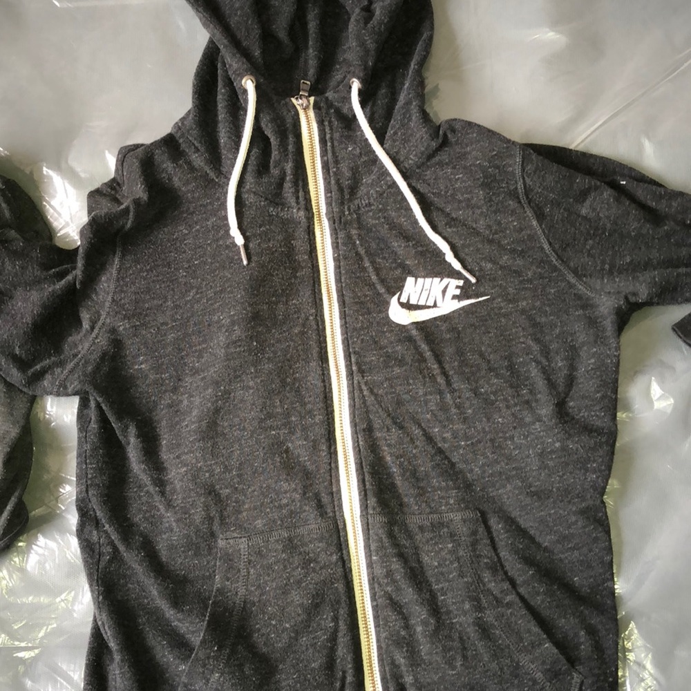 NIKE BLACK / SAIL HOODIE